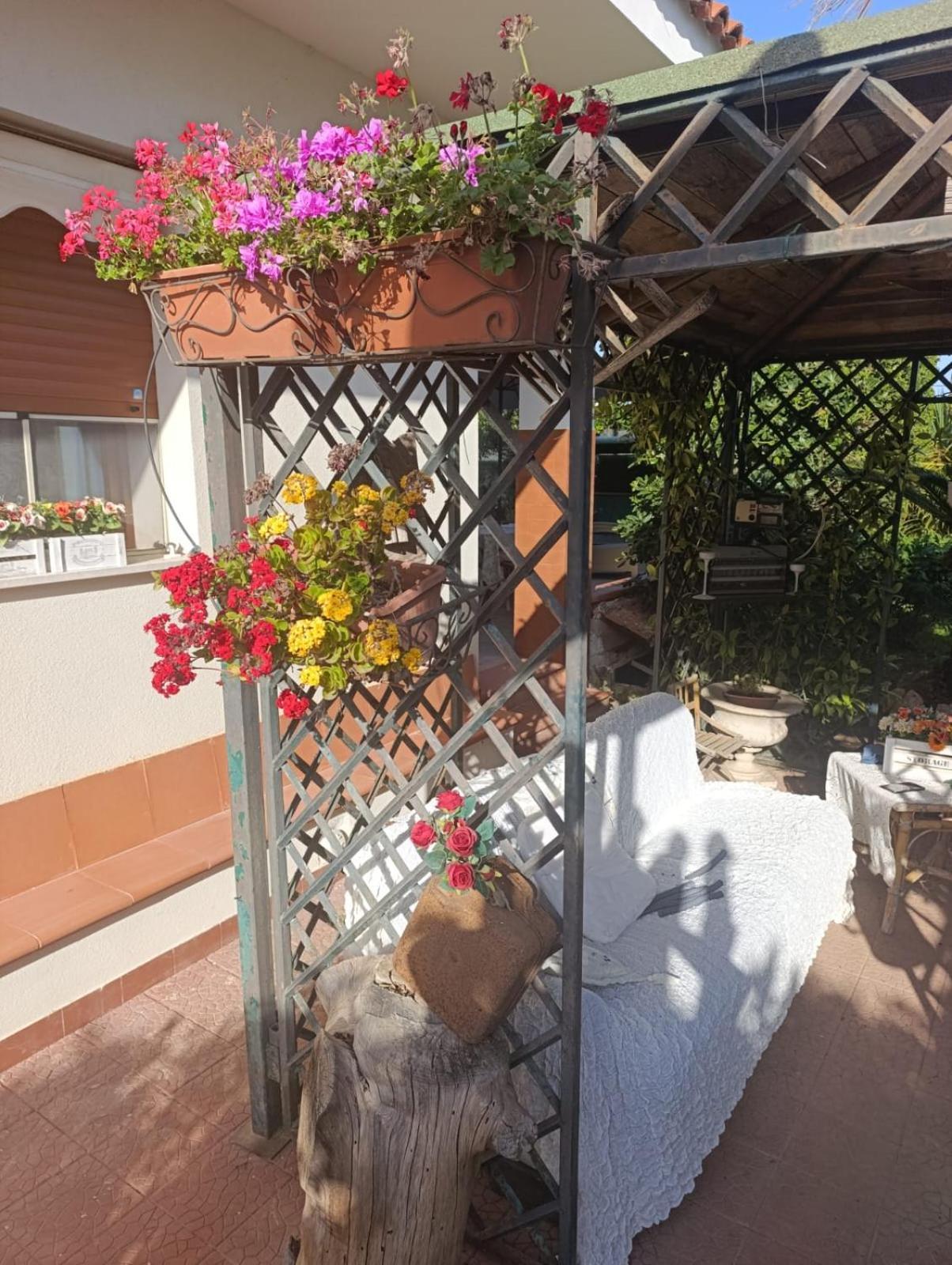 אונינה Villa Aurora מראה חיצוני תמונה