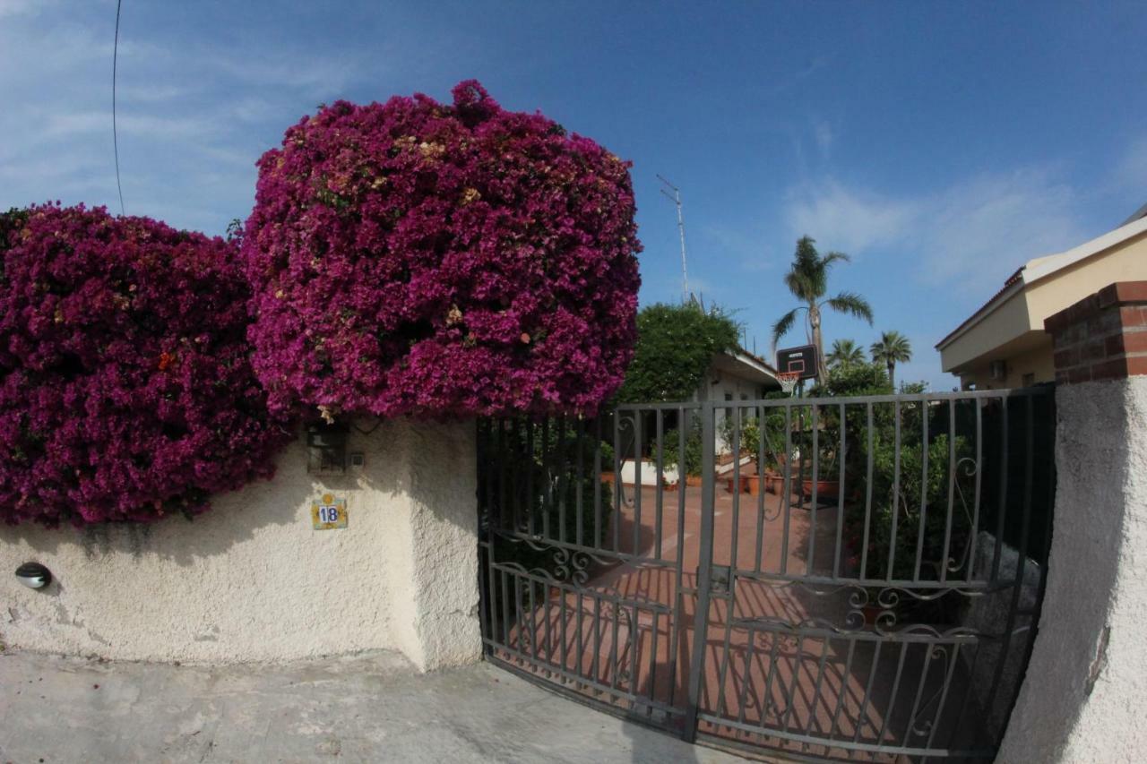 אונינה Villa Aurora מראה חיצוני תמונה